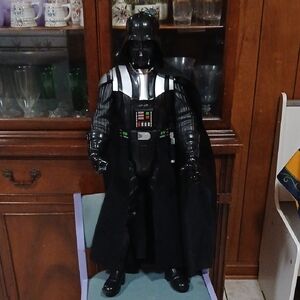 Star Wars Darth Vader Figure - Black and Silver